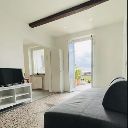 Apartment Comodissimo Gaslini E Mare Genoa