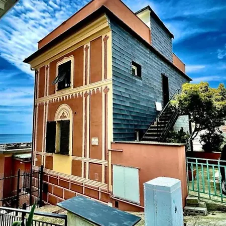 Comodissimo Gaslini E Mare